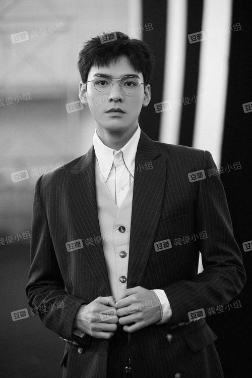 龚俊绝美壁纸更新