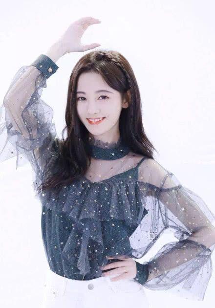 叫"姐姐"已经落伍了,来听王俊凯对鞠婧祎的称呼