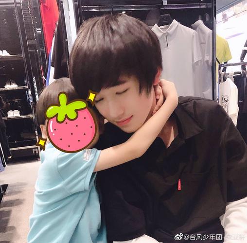 忘记多久之前存的宋季轩超可爱我觉得盆弟也可以送到sdfj来