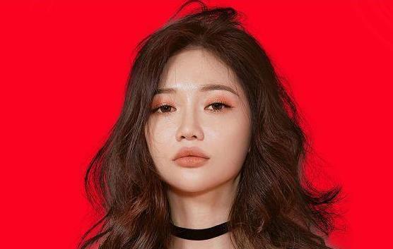 ps怎么抠复杂背景头发丝