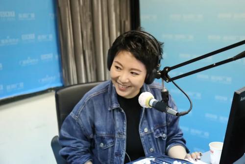 首页 深圳电台主持人