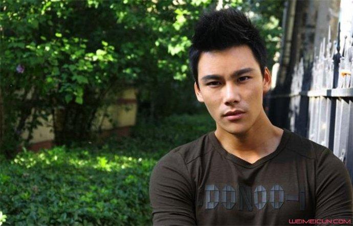 丁汇宇的女朋友叫什么?丁汇宇女朋友个人资料,以及家庭背景曝光