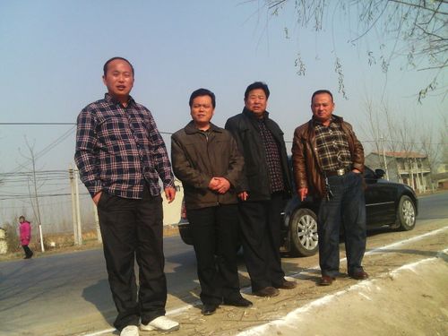 王传辉陪同柳屯镇领导视察幸福干渠