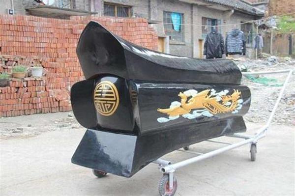棺材关于棺材的讲究为何棺材匠不给死人做棺材你知道吗