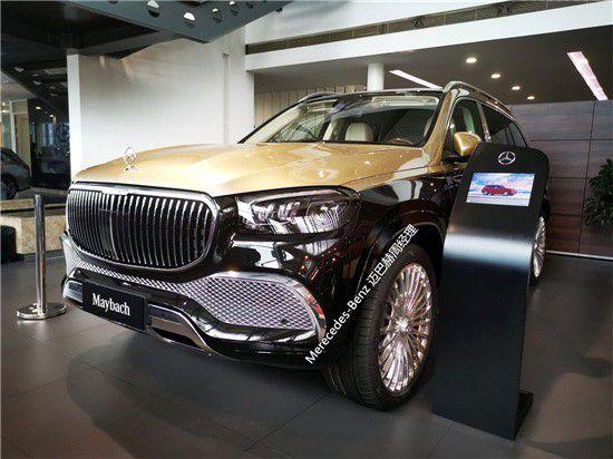 双色迈巴赫gls600礼尚版豪华战舰