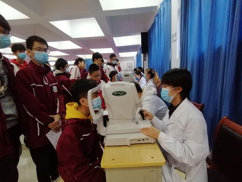 郑州市金水区新奇初级中学开展无声体检守护学子健康