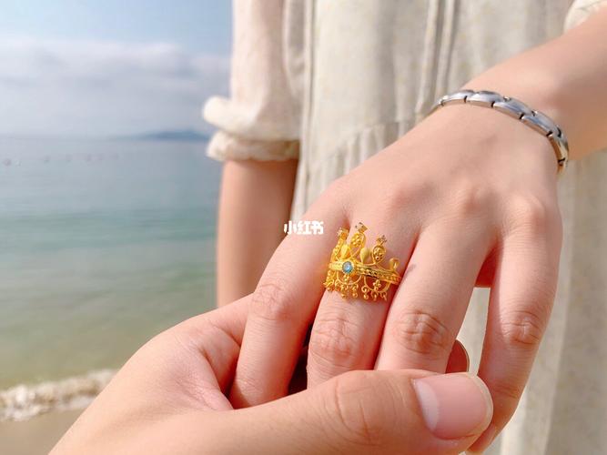 海蓝宝皇冠戒指黄金花丝镶嵌女戒时尚个性流_黄金_戒指_海蓝宝_时尚