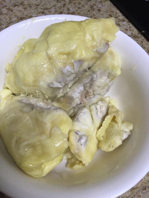 这样的榴莲肉是好的坏的?上面感觉有蓝色.但是味道没酸 .