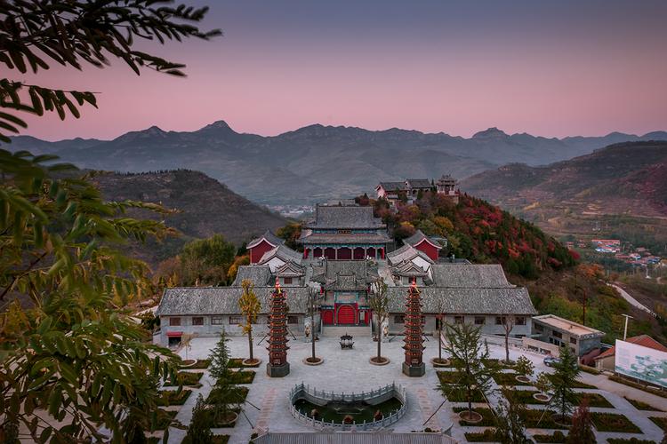 标题:八宝灵山寺之秋