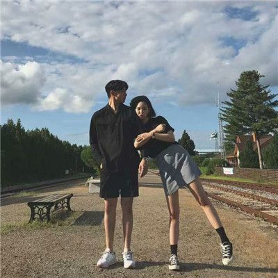 最新版2018唯美小清新情侣头像 爱能不能永远单纯没有