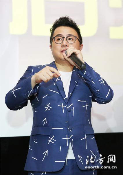 曹扬  