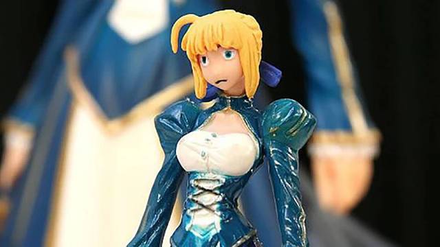 要说山寨手办里最为出名的是哪个,那绝对是邪神saber了,下图就是邪神