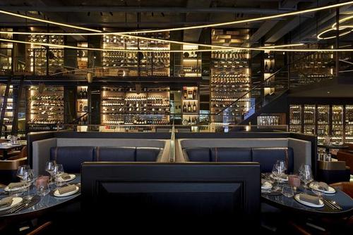 这家声震上海的酒吧,5000瓶葡萄酒让你挑花眼