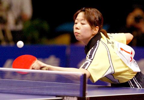  p>藤沼亚衣,1982年9月16日出生于日本,日本乒乓球女运动员. /p>