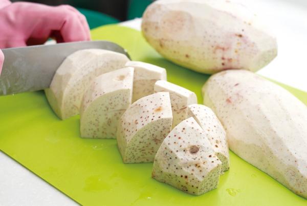 芋头和它同吃,相当于各种补药,小孩多吃猛长个,大脑聪明发育好