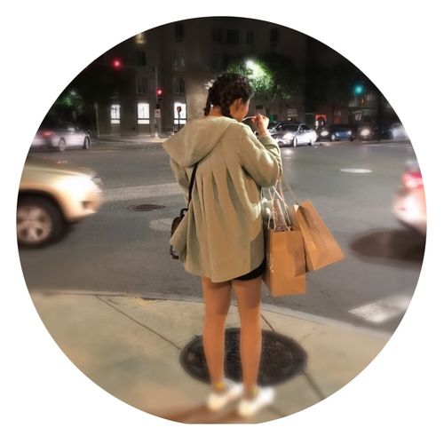 2016 人生的第一次旅行认识了这位来自台湾的朋友 一个人吃饭一个人睡