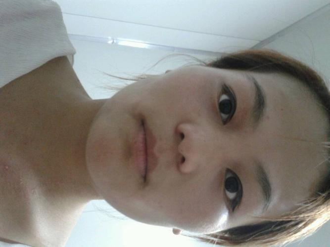 四方脸嘛?适合啥发型?求真答案