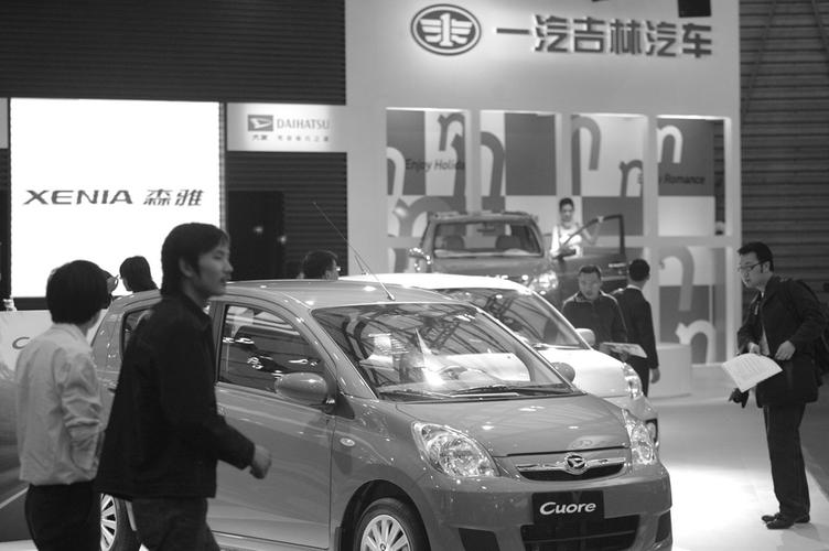 "我们正在和宝雅新能源接触,但并不止这一家企业.