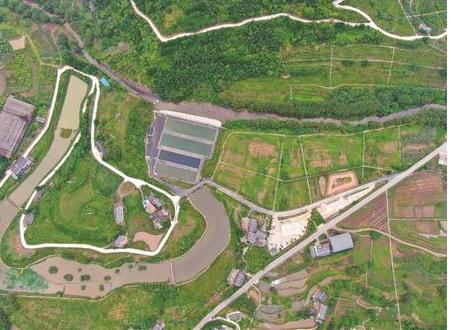 (以下简称通知),綦江区东溪镇等3个镇,永新镇石坪村等5个示范村,篆塘