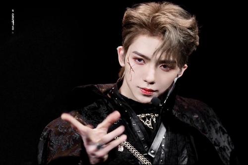 罗一舟 yizhou luo的图片