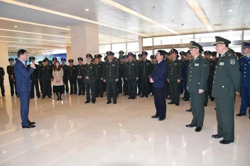 天津警备区党委理论学习中心组一行莅临天津滨海-中关村科技园考察