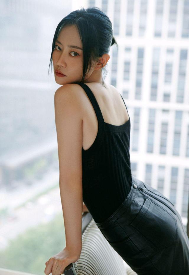 明星写真美图|谭卓