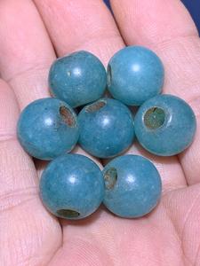辽金文化时期老天河石珠,冰透天河石,品相完整.15粒.