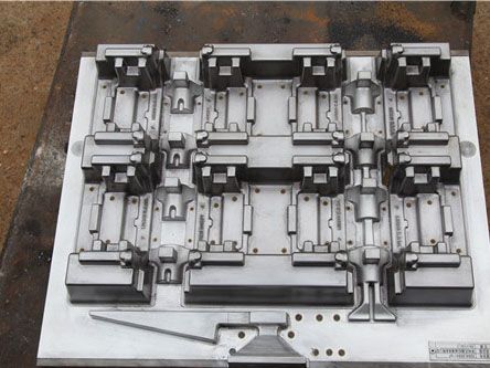 disa线 制动支架模具