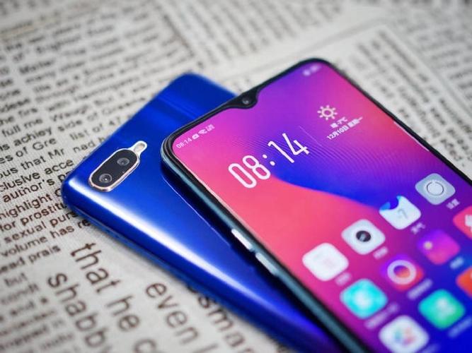 而是……oppo 直接把k1做成了目前市售最便宜的屏幕指纹产品