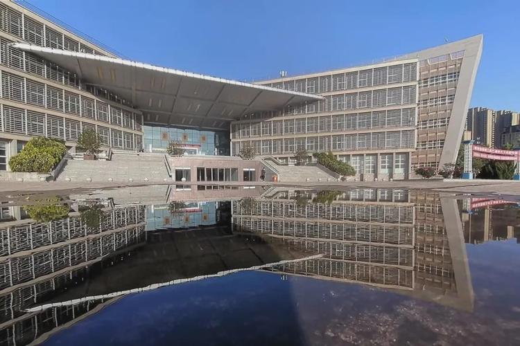 西安工业大学6个专业通过工程教育专业认证