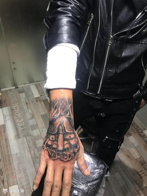 手背般若_纹身图案手稿图片_叶晓君的纹身作品集