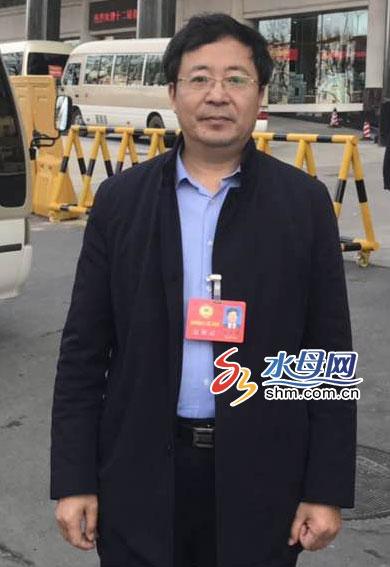 住烟省政协委员张宝健建议创新模式提升养老服务