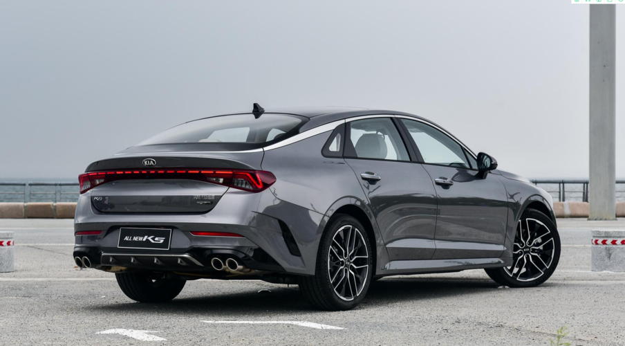 全新起亚k5凯酷正式预售,16.18万起直接包牌价开卖?