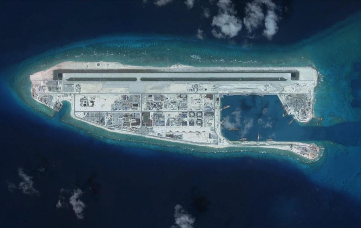 航拍永暑礁,南沙群岛一大型环礁