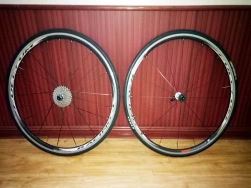 fulcrum r3公路轮组