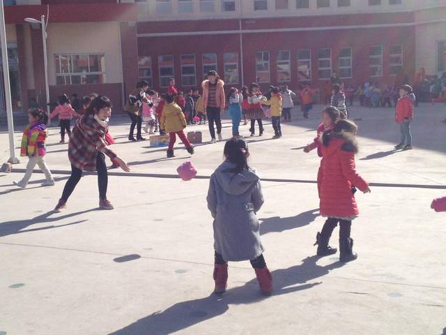 农村小孩暑假生活的7种快乐玩法,我最想念第六种,你还记得吗?