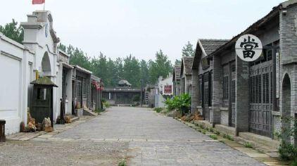 美丽的焦岗湖畔,是正在建设中的大型专业影视摄制基地