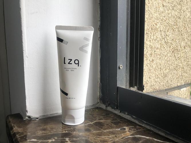 安利洗面奶,男士女士的我都有用过