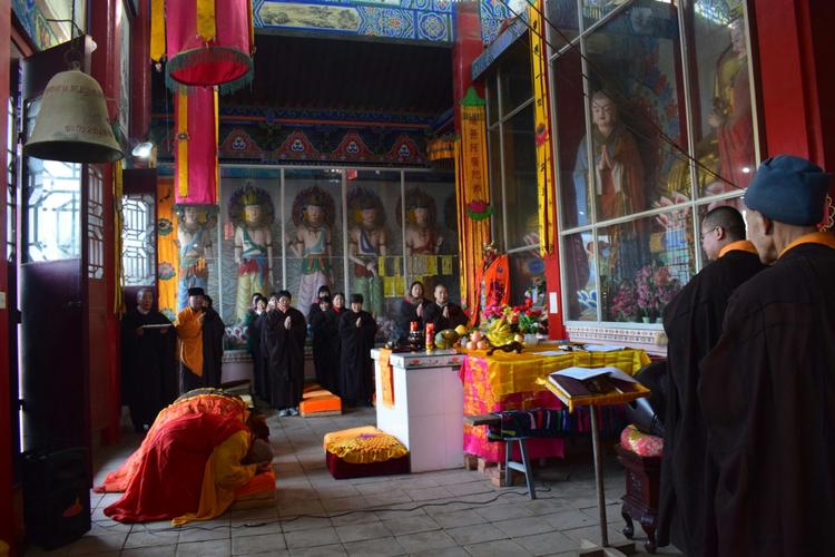 传授沙弥十戒 三皈依法会(凤鸣寺)