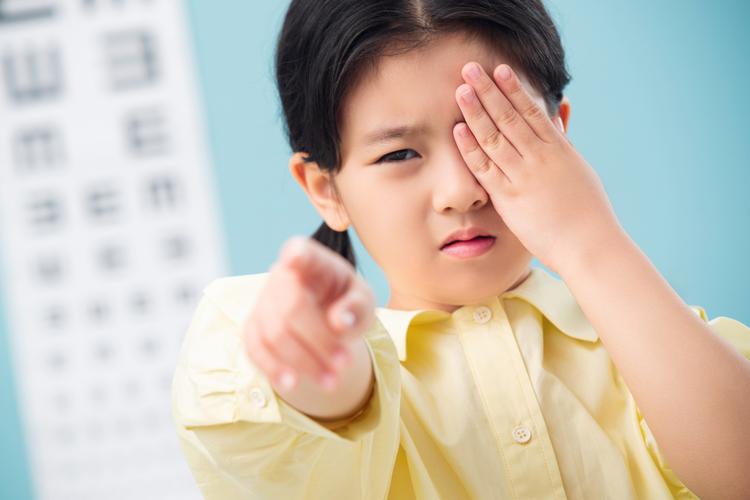 孩子视力4.8算近视吗?