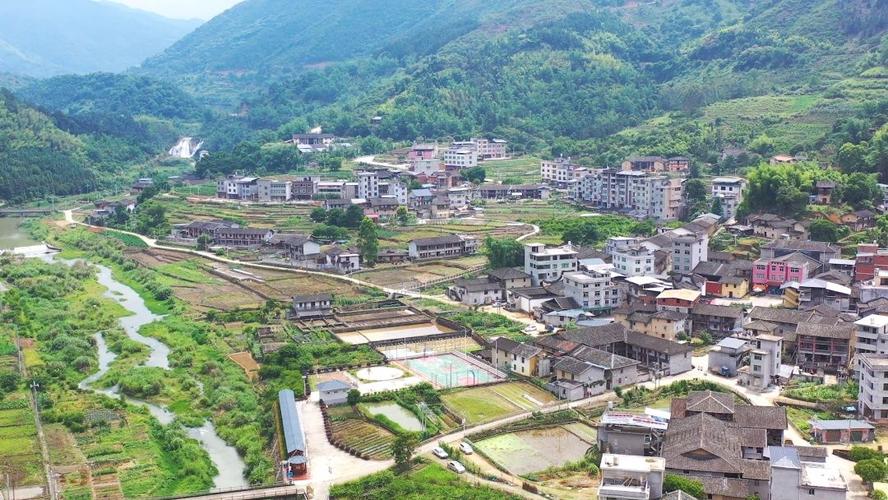 data-ctrid="strs0n4jr6kt">金沙镇,隶属于福建省福州市闽清县,地处