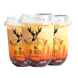 奶茶杯装脏脏茶