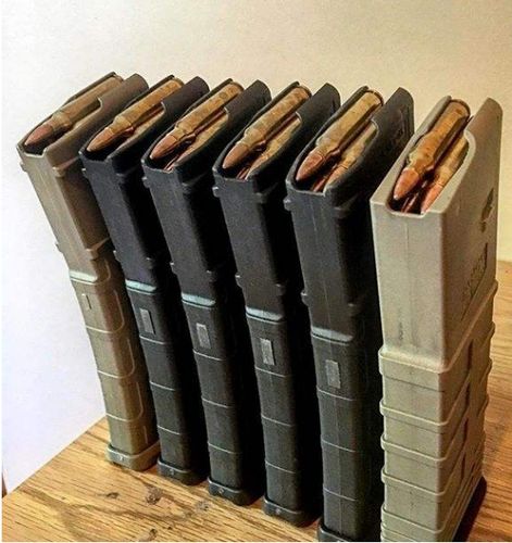 光是分清弹匣和弹夹还不够,弹夹还分三种了解一下?