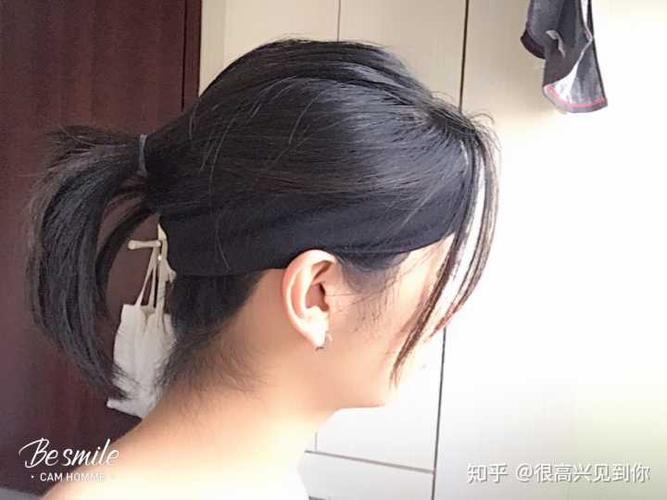 女孩子怎么度过留长发的尴尬期,怎么弄好看的发型?