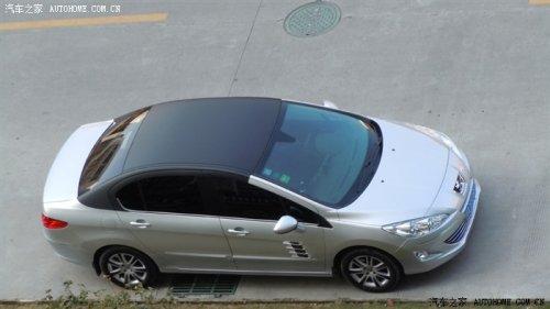 标致408改装碳纤维黑顶,尾喉及鲨鱼腮