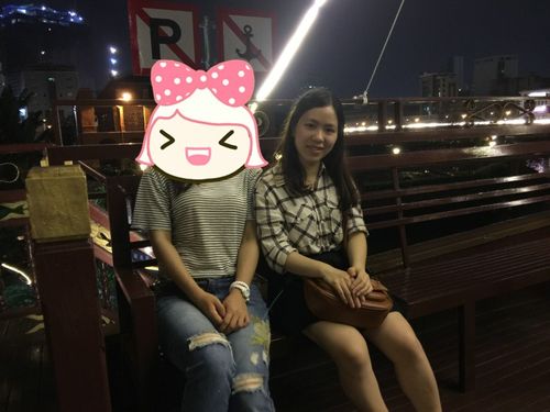 心爱的越南小妹子翻译,跟她练了不少口语这里顺便帮她打个广告,她