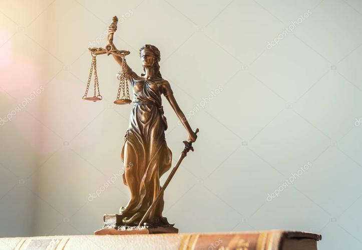 那位女士正义女神像