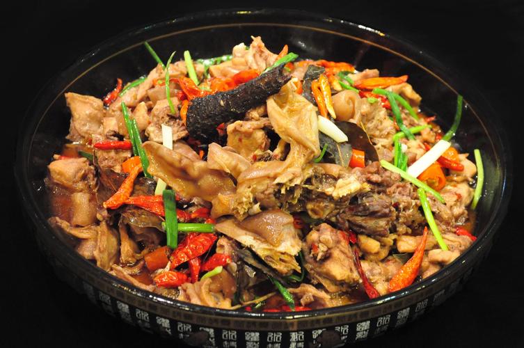 花生红枣烧兔肉