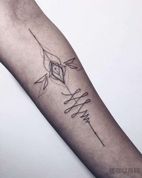 小臂线条荷花纹身图案