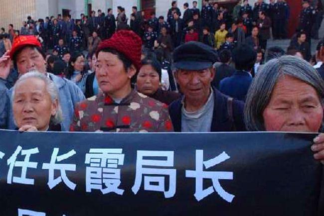 17年前任长霞不幸牺牲,唯一的儿子才17岁,时隔多年过得怎么样